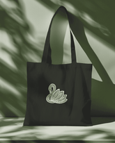 Swan Serenity 22: Exquisite White Embroidery Design - FineryEmbroidery